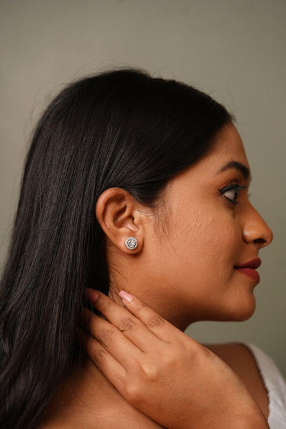 Basic Round Solitaires Halo - Attrangi