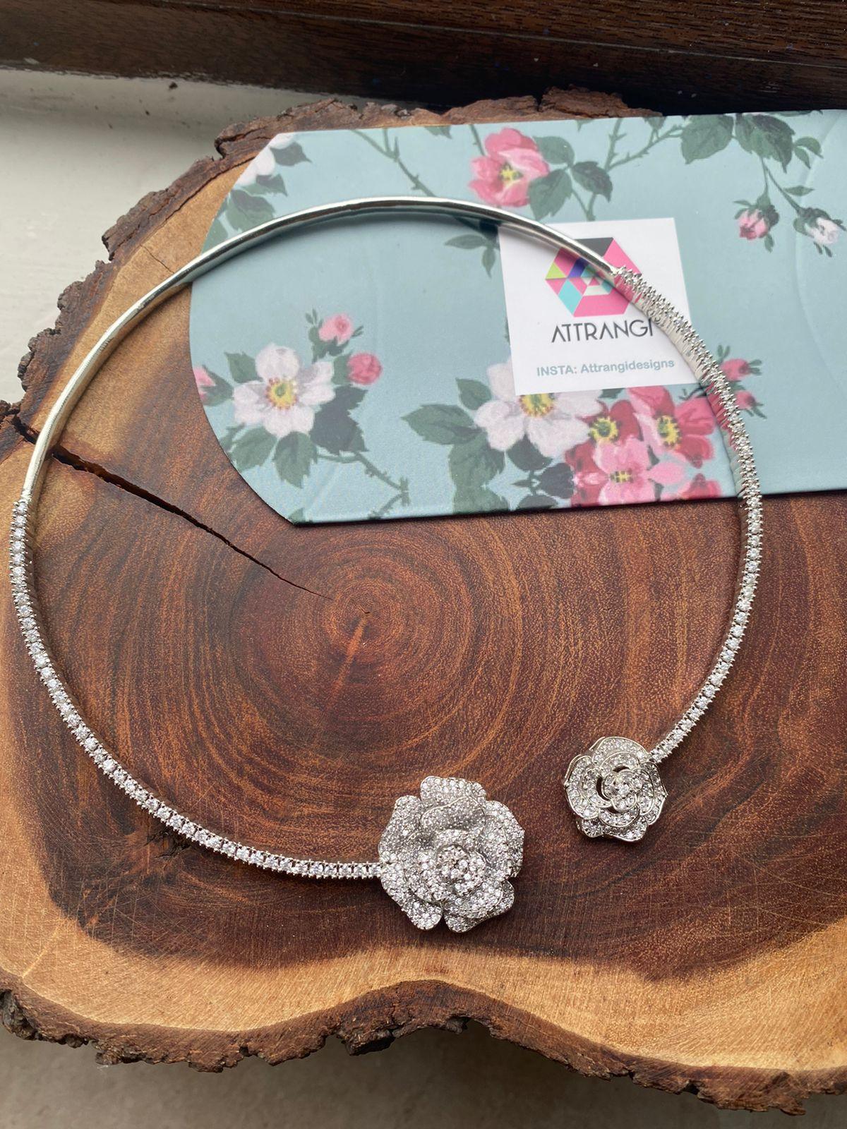 Blooming Rose Diamond Hasli Set | Flexi - Attrangi