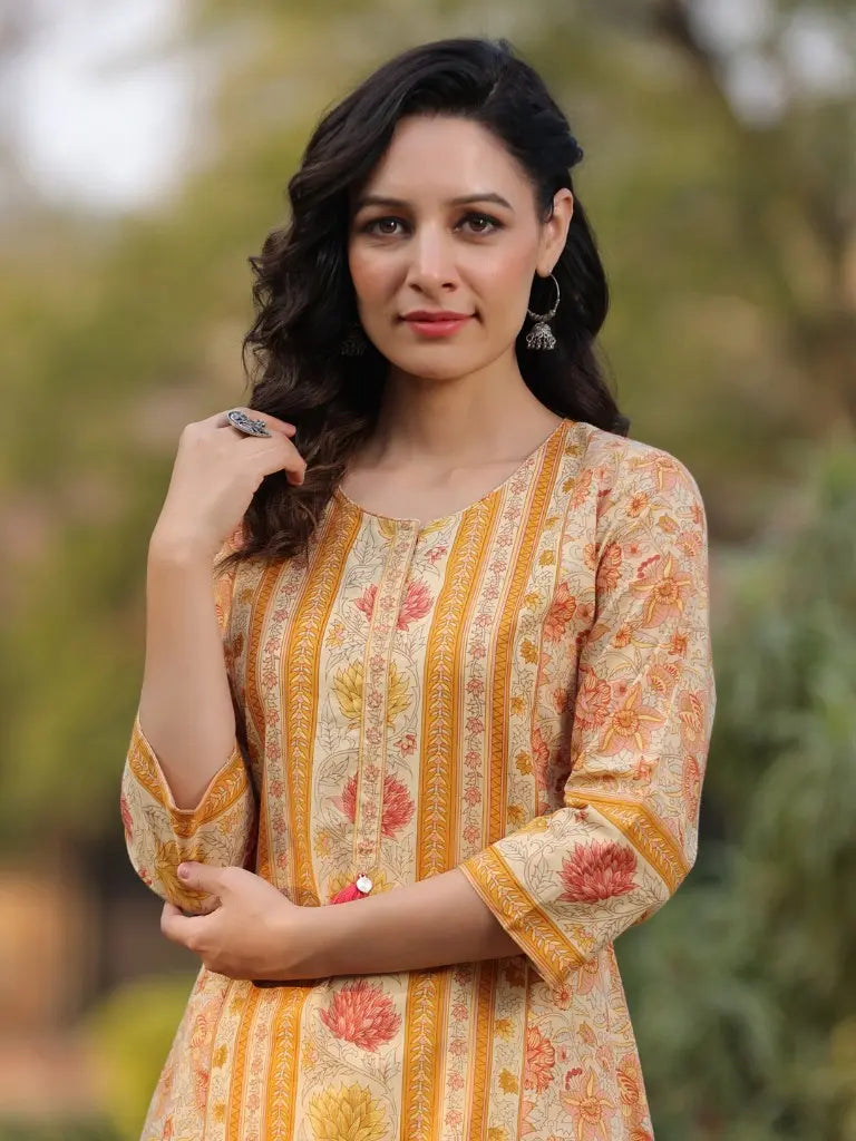 Women Yellow Ethnic Straight Kurta