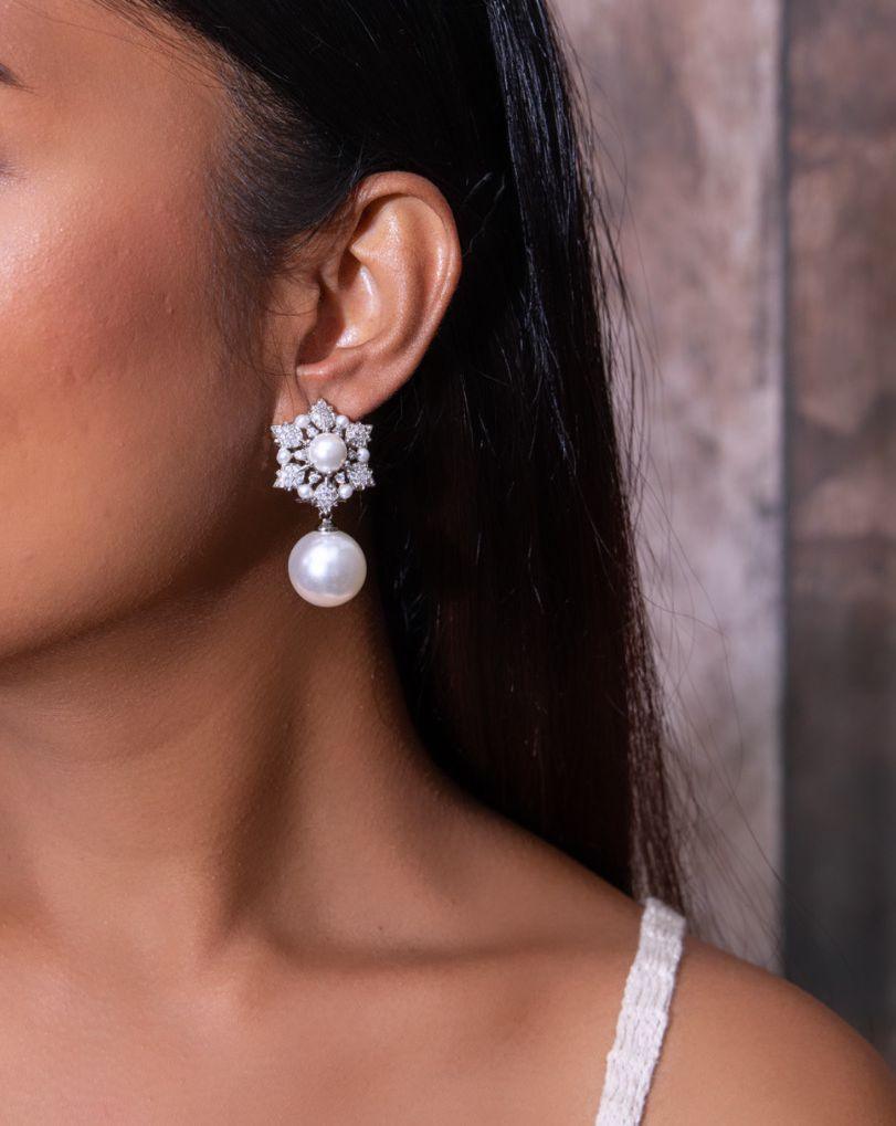 Christmas Everyday Diamond Studs - Attrangi