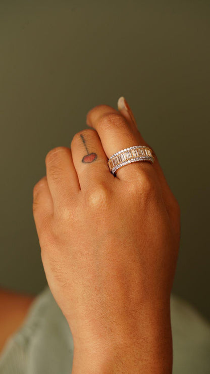 Diamond Baguette Band Ring - Attrangi