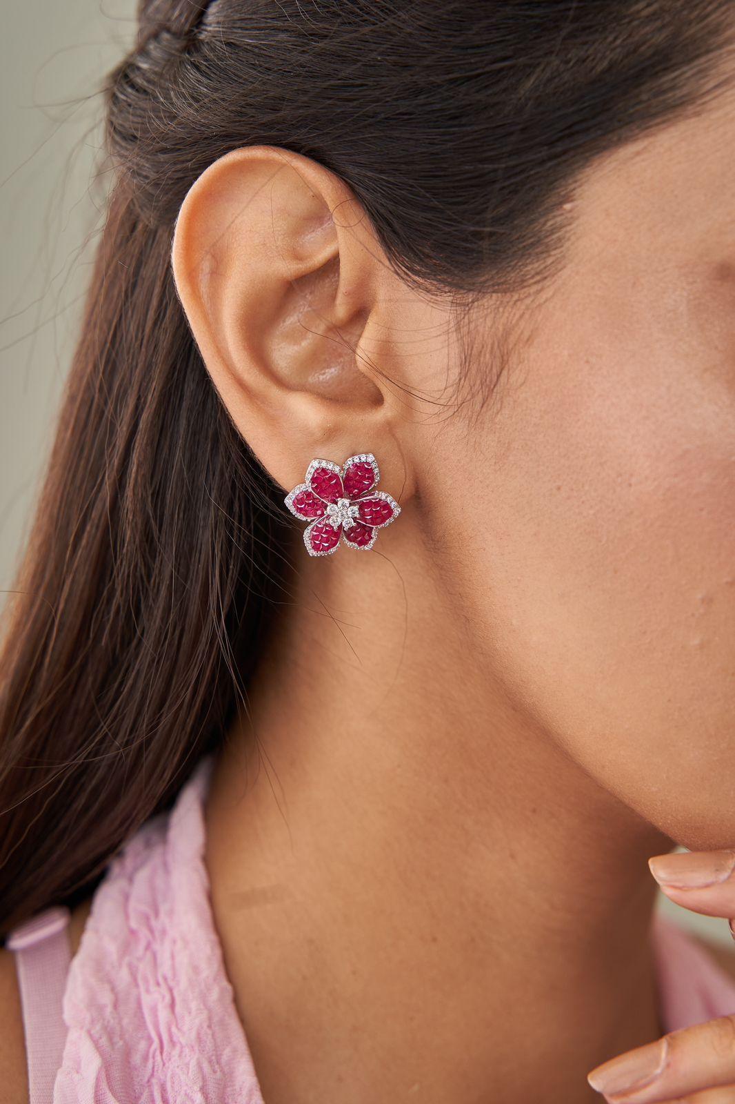 Diana Invisible setting earrings | Diamond Studs - Attrangi