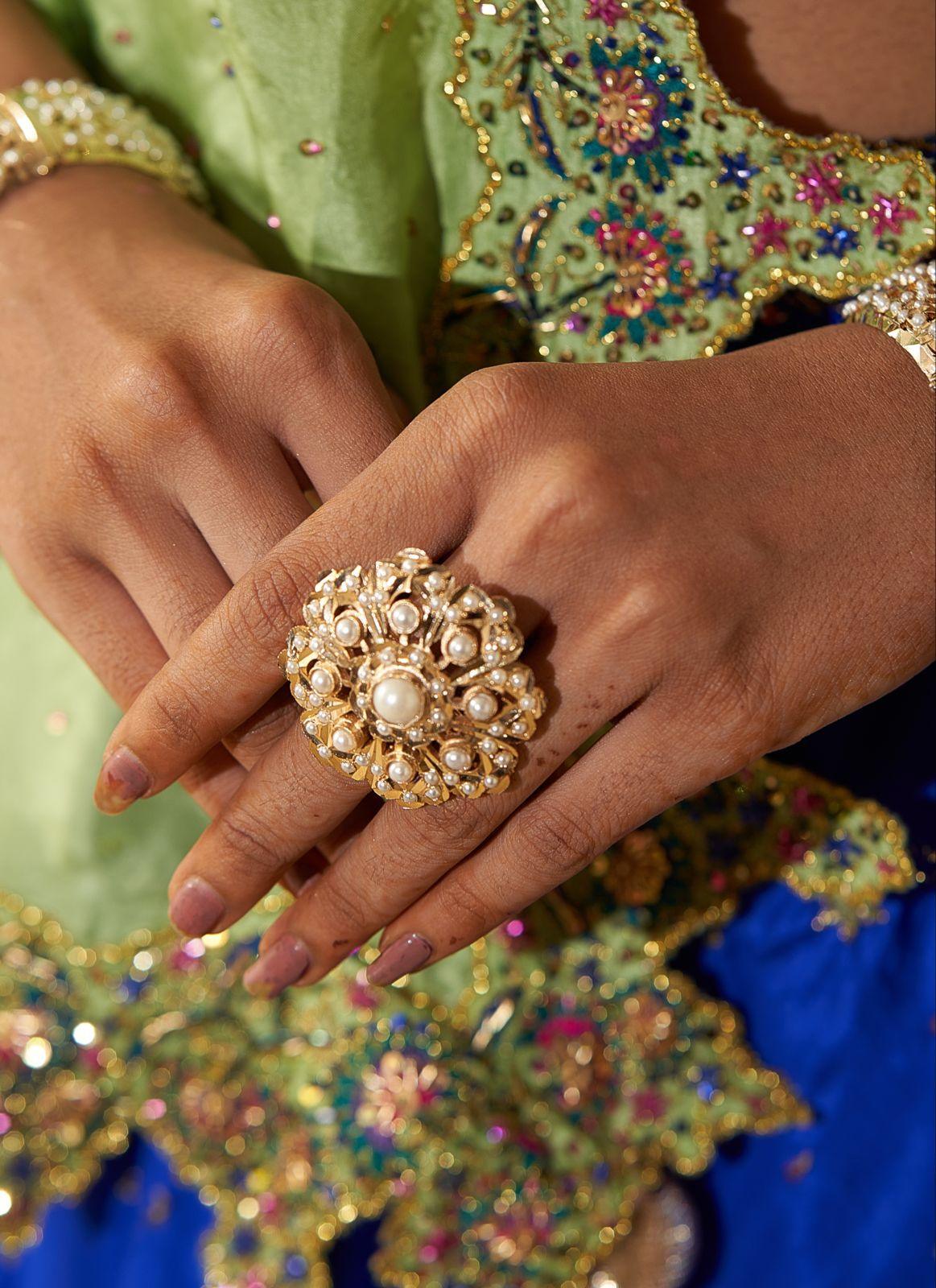 Foolwa Jadaau Ring - Attrangi