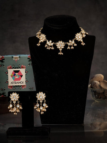 Fulkaari Polki Necklace Set - Attrangi