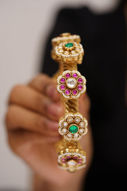Fulvanti Gold Openable Bangles | Sone Pe Suhaga Collection - Attrangi