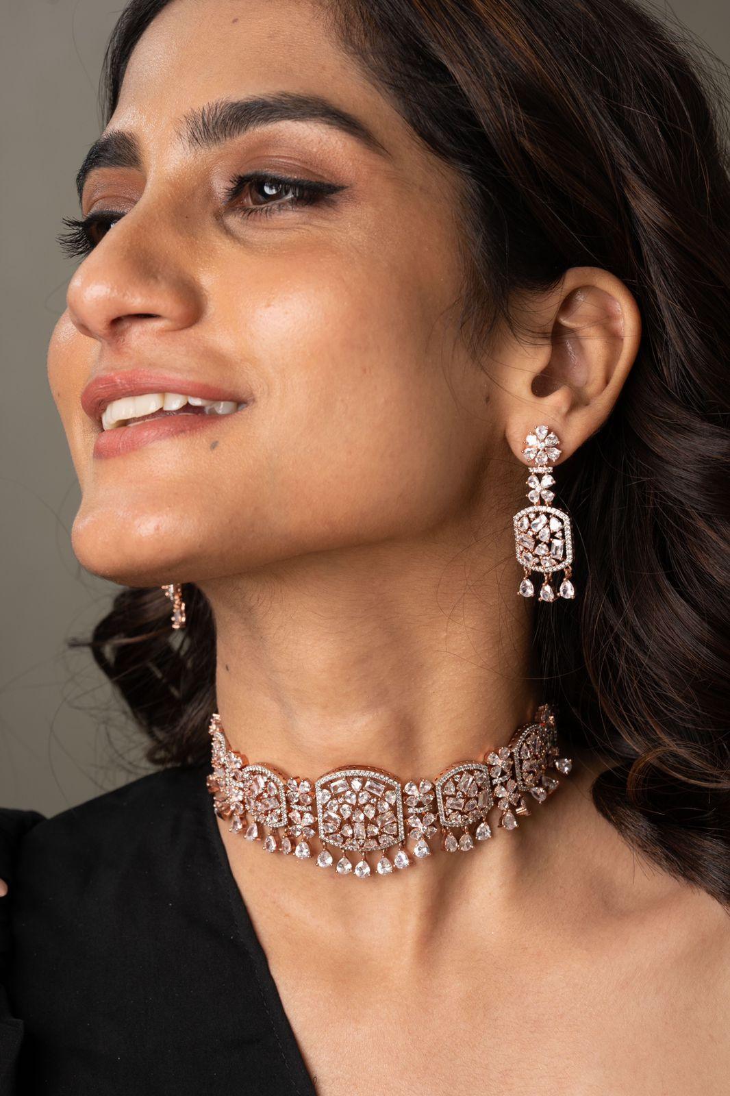 Gabriella Choker Set - Attrangi