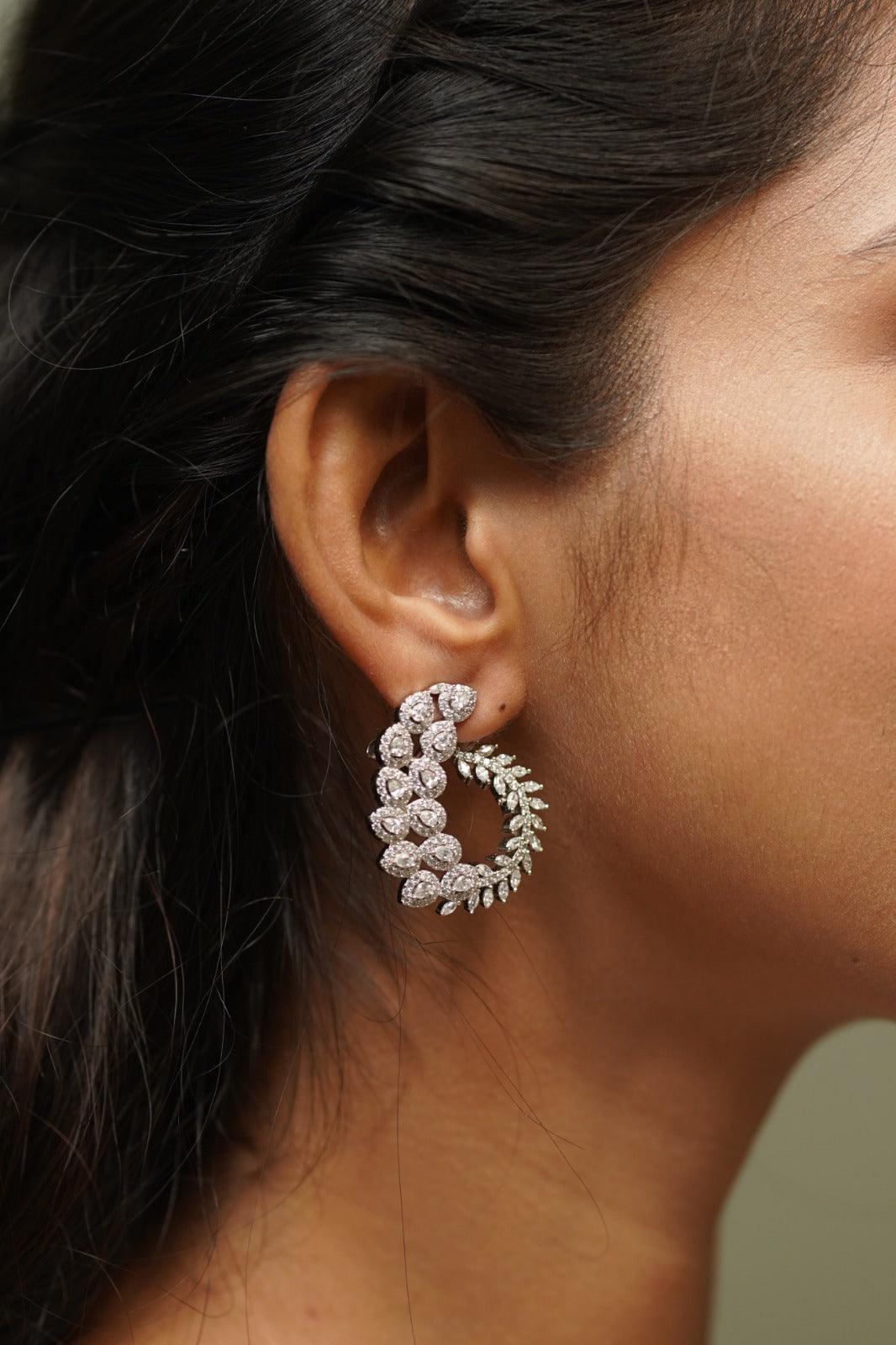 Gloria Diamond Stud Earrings - Attrangi