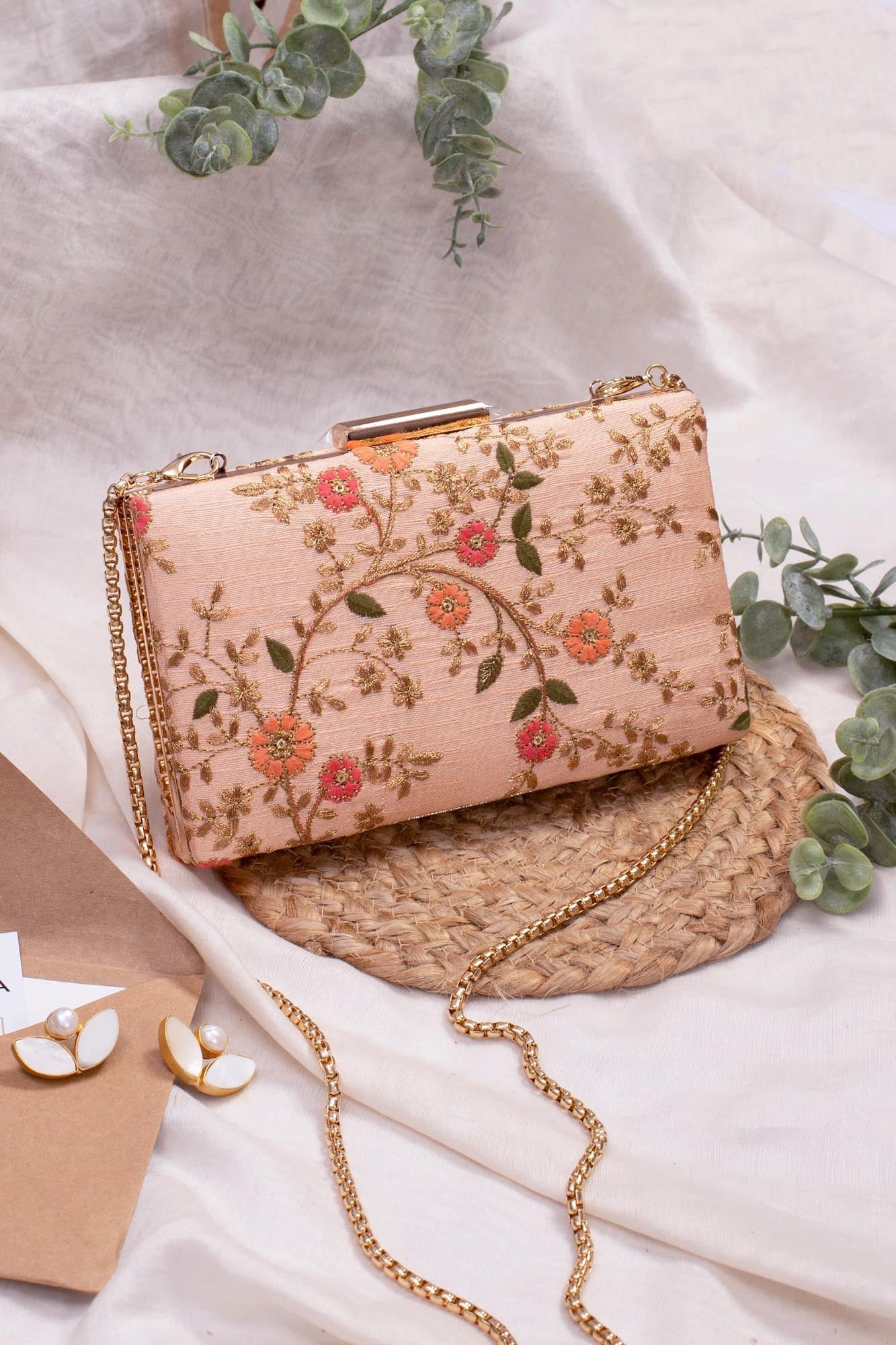AMYRA - Floral Creeper Box Clutch - Peach