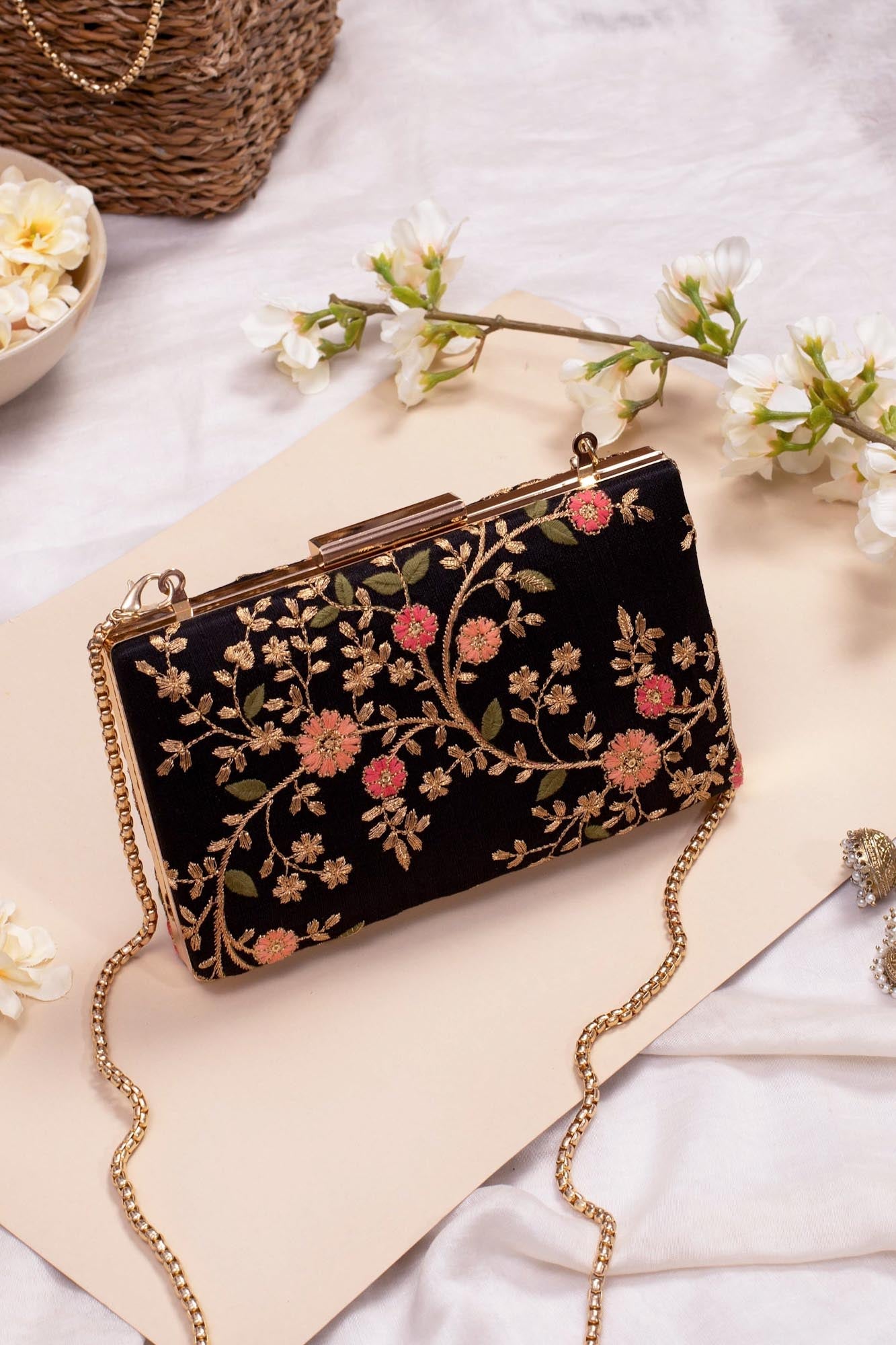 AMYRA - Floral Creeper Box Clutch - Black