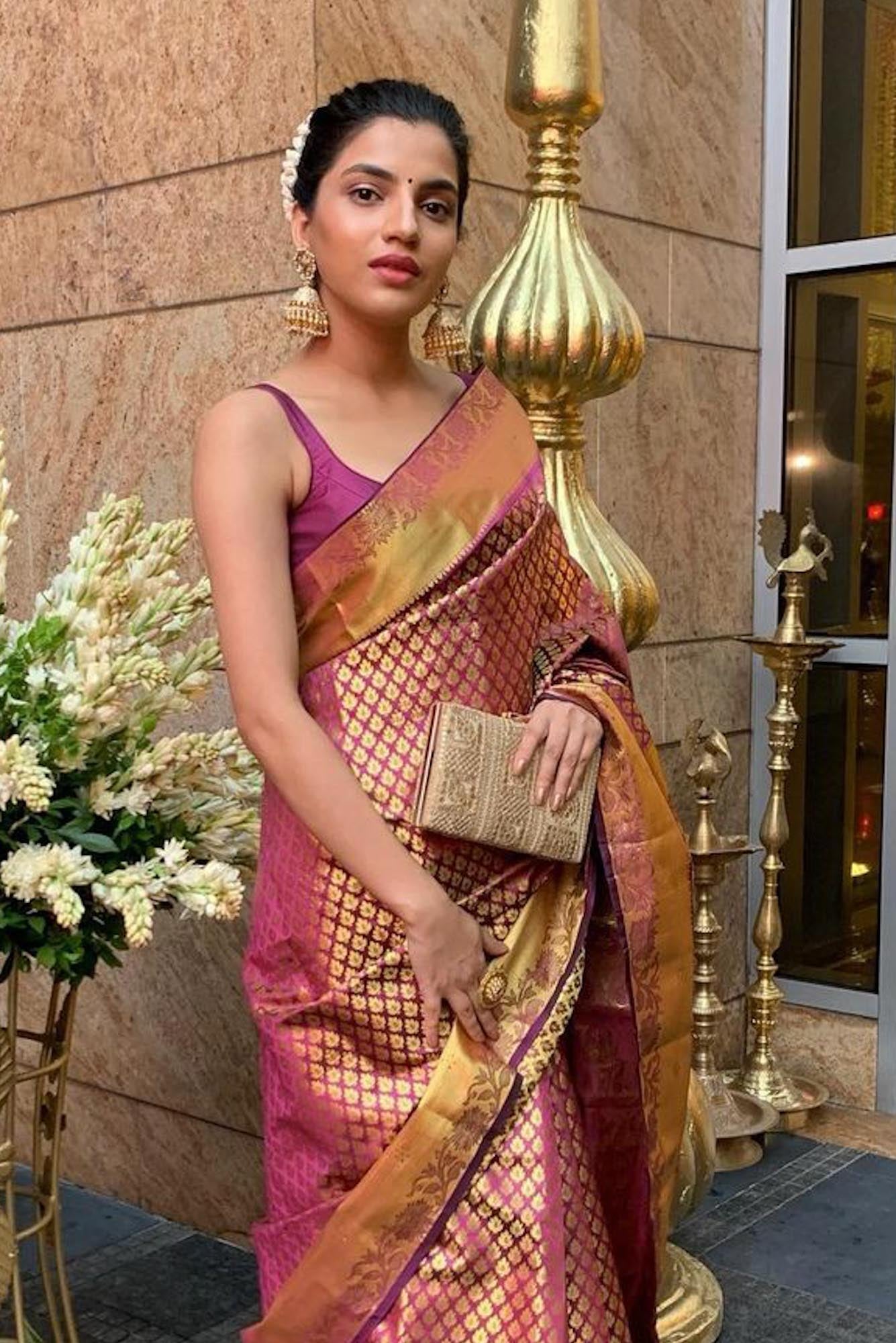 AMYRA - Bella Gold Box Clutch