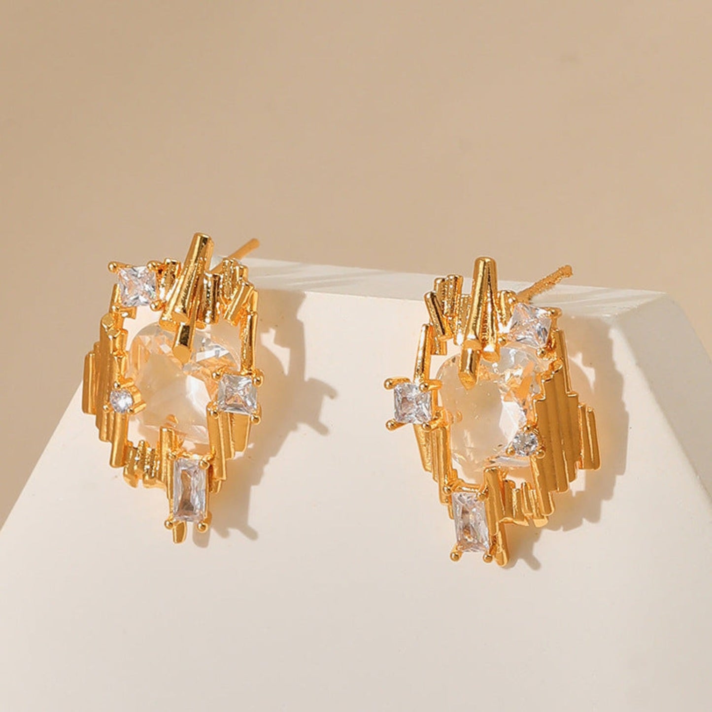 Gold Geometric Statement Stud Earrings JLT11712