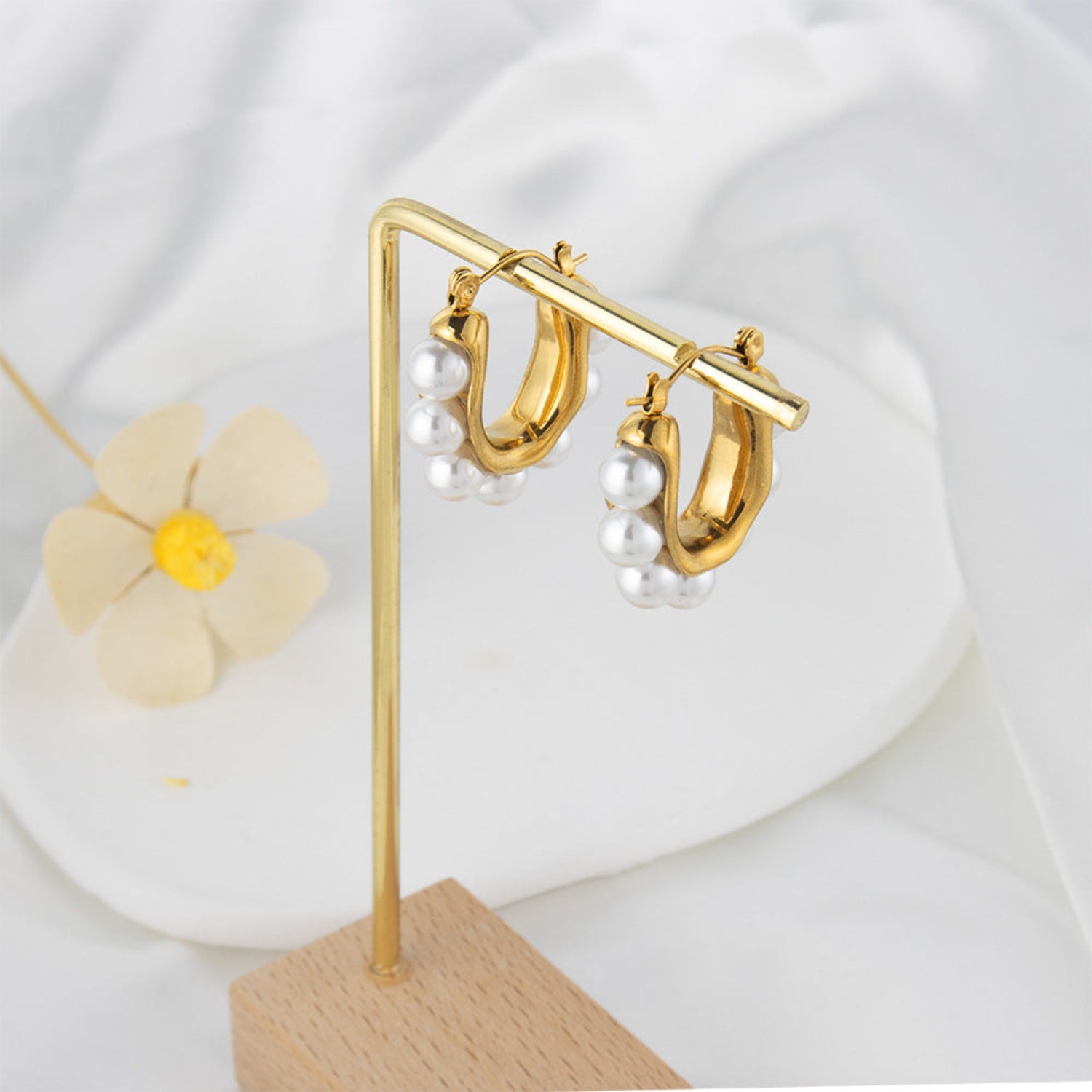 Gold Pearl Hoop Earrings JLT11729
