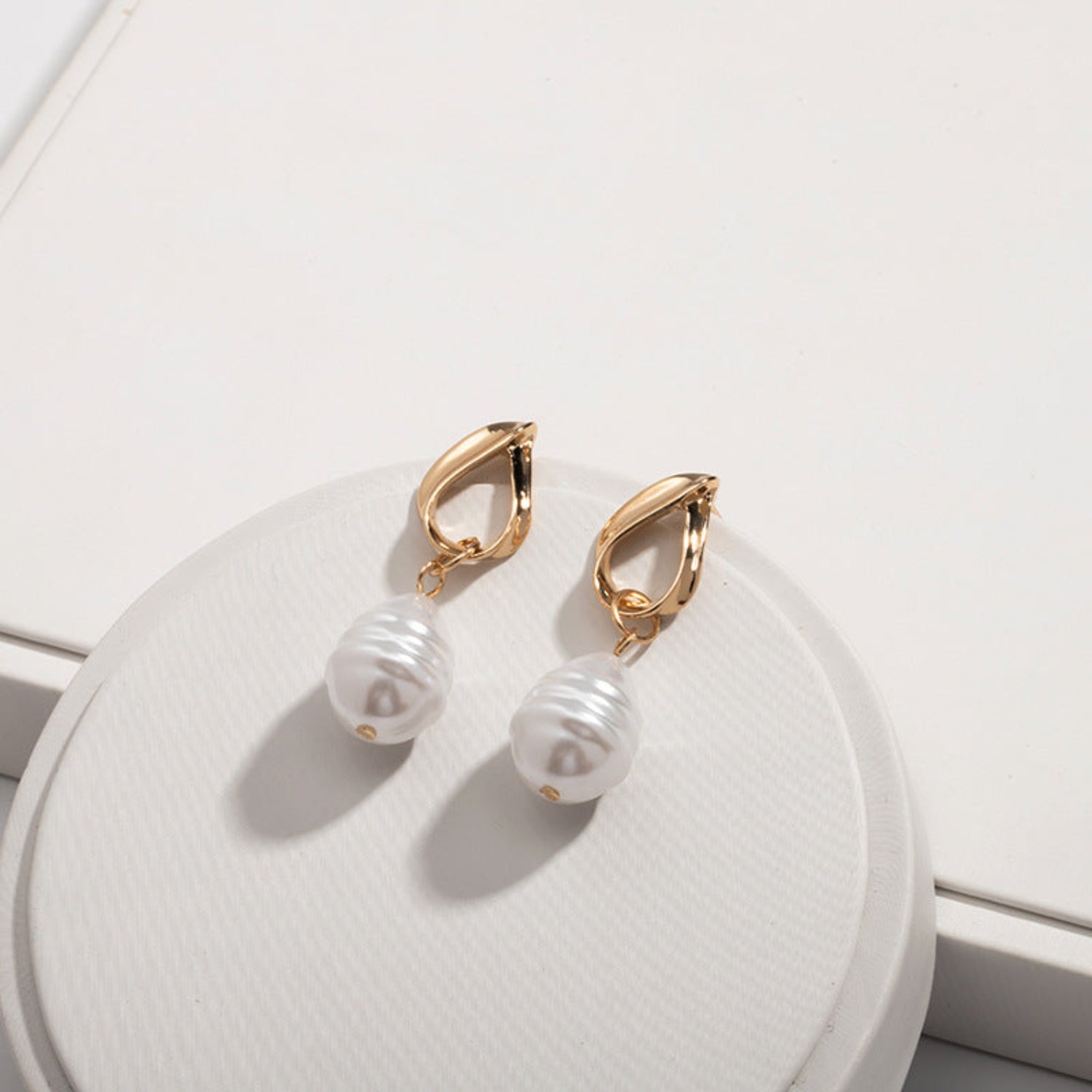Winter White Drop Earrings JLT12086