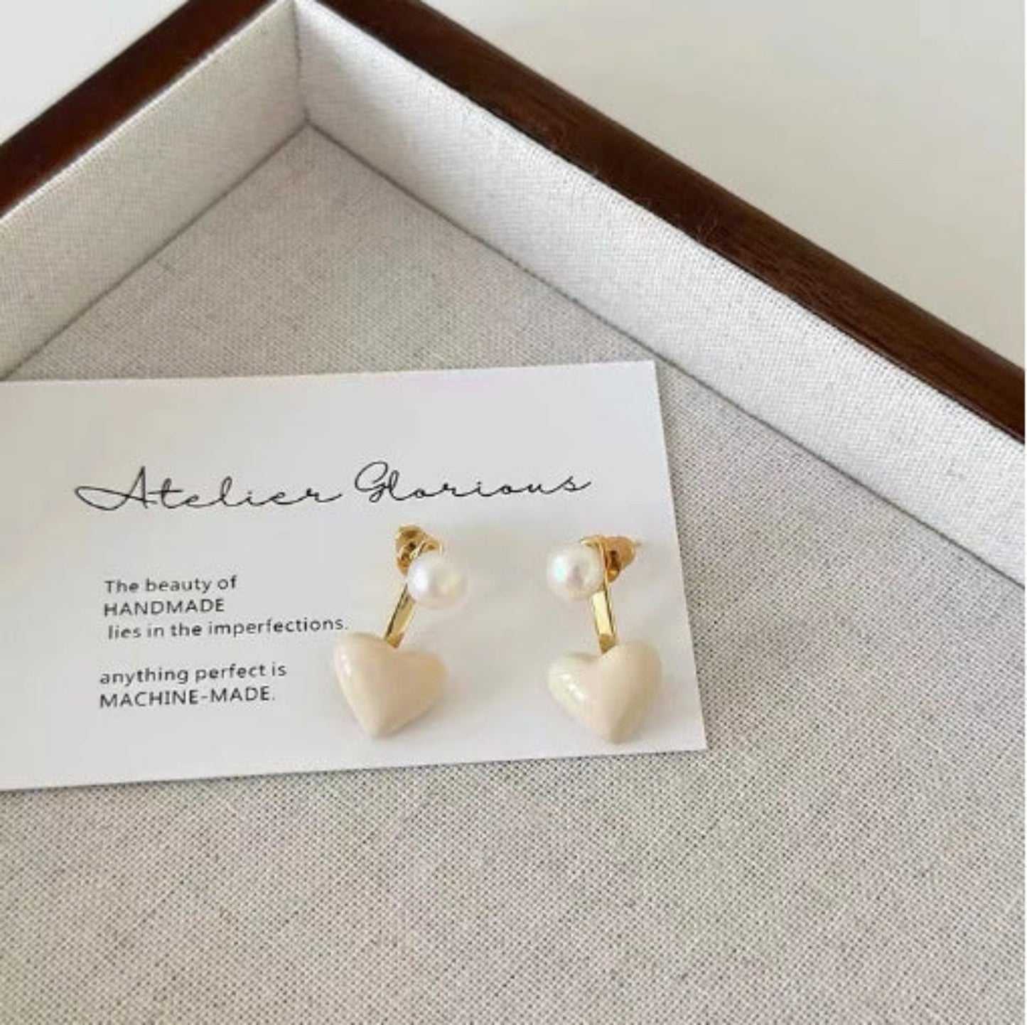 White Heart Pin earrings JLT12112