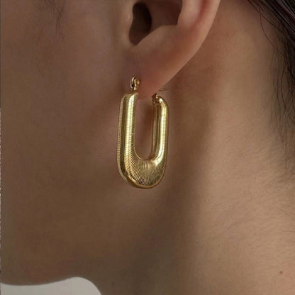 Geometric Silver Hoop Earrings JLT12322