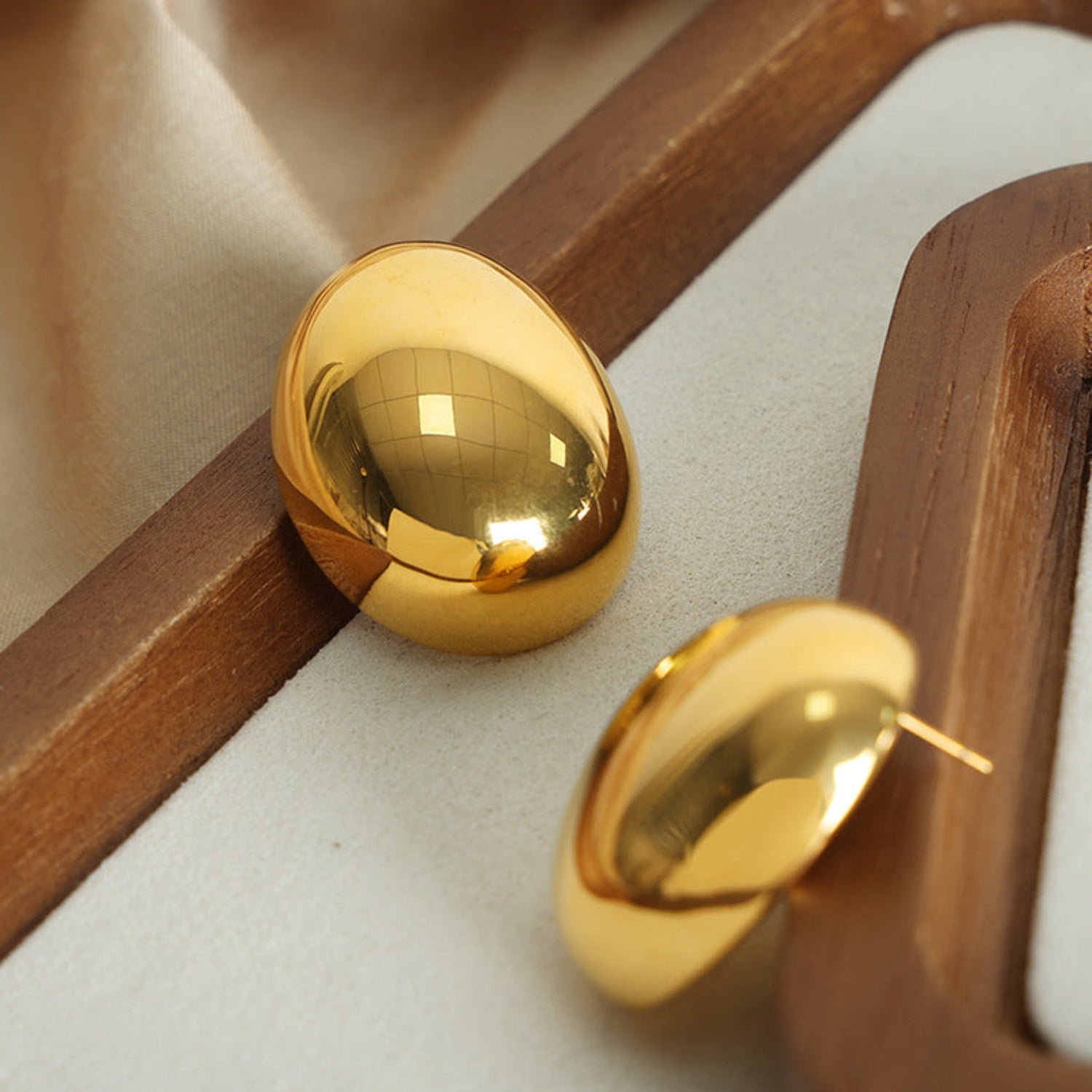 Polished Gold Egg Dome Stud Earrings JLT12437
