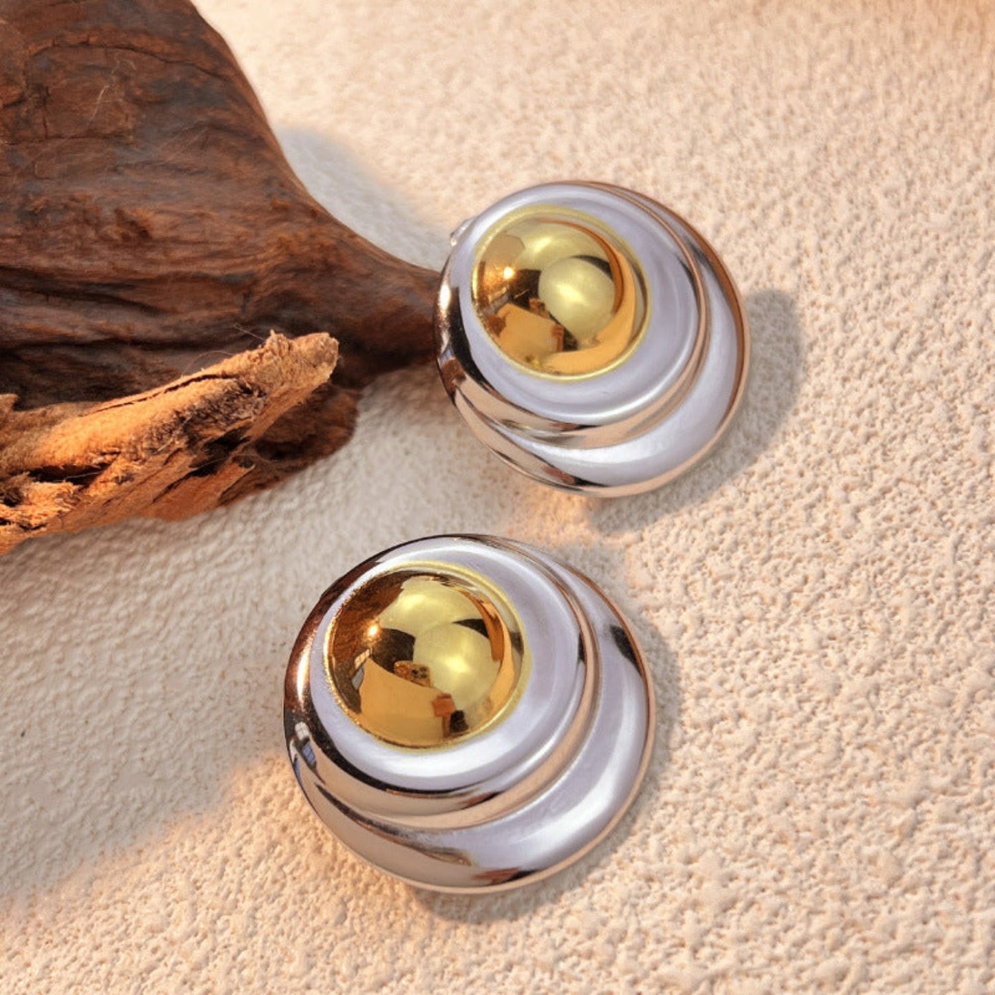 Metallic Dual-tone Stud Earrings JLT13261