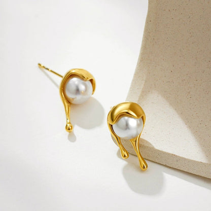 Molten Gold Pearl Stud Earrings JLT13390