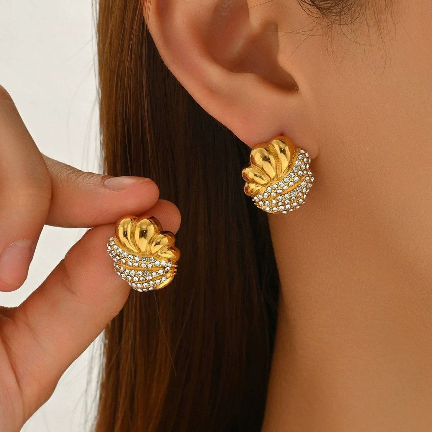 Golden Crystal Stud Earrings JLT13392