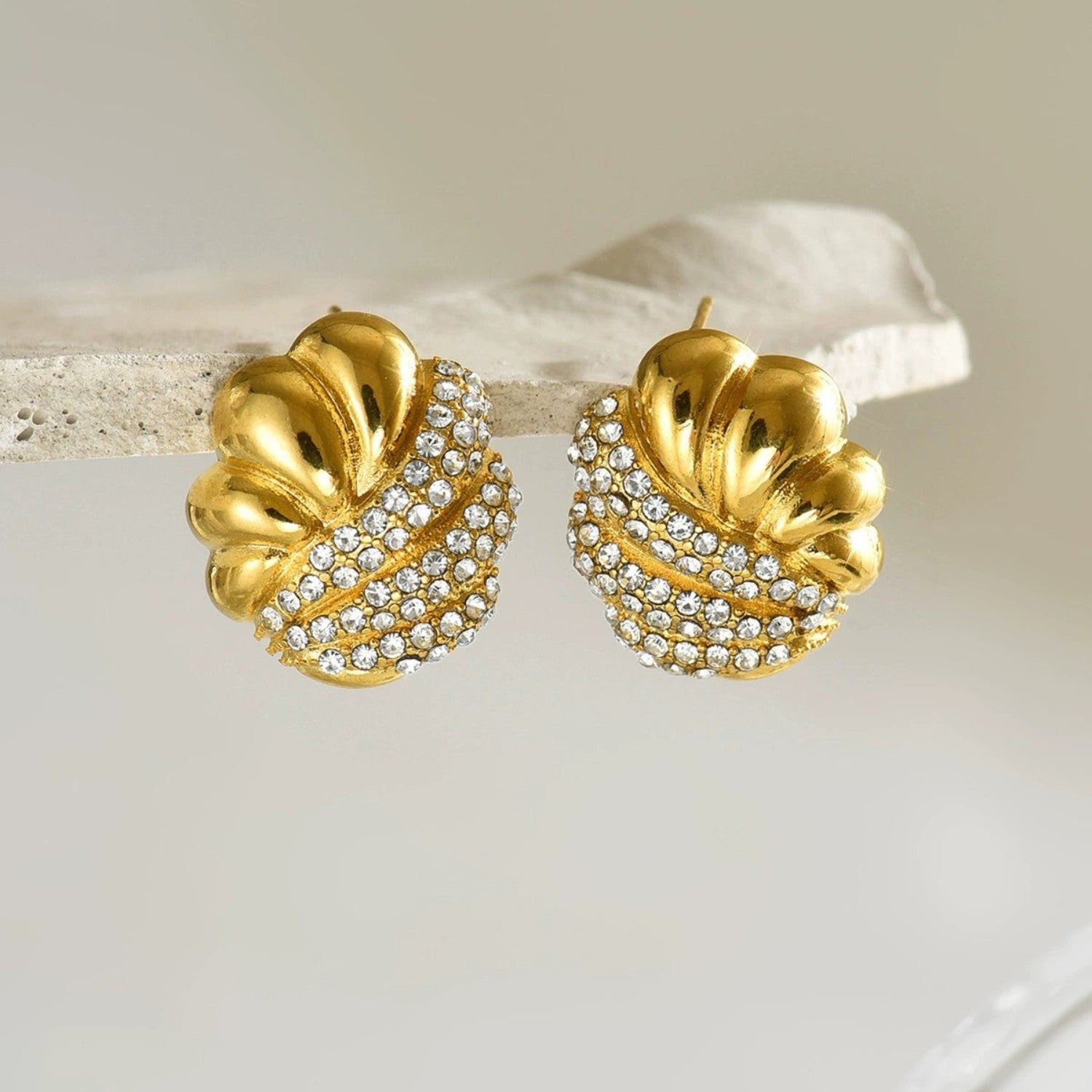Golden Crystal Stud Earrings JLT13392