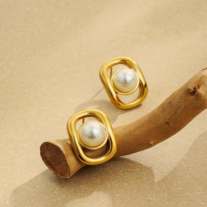 Golden Oval Pearl Studs JLT13393
