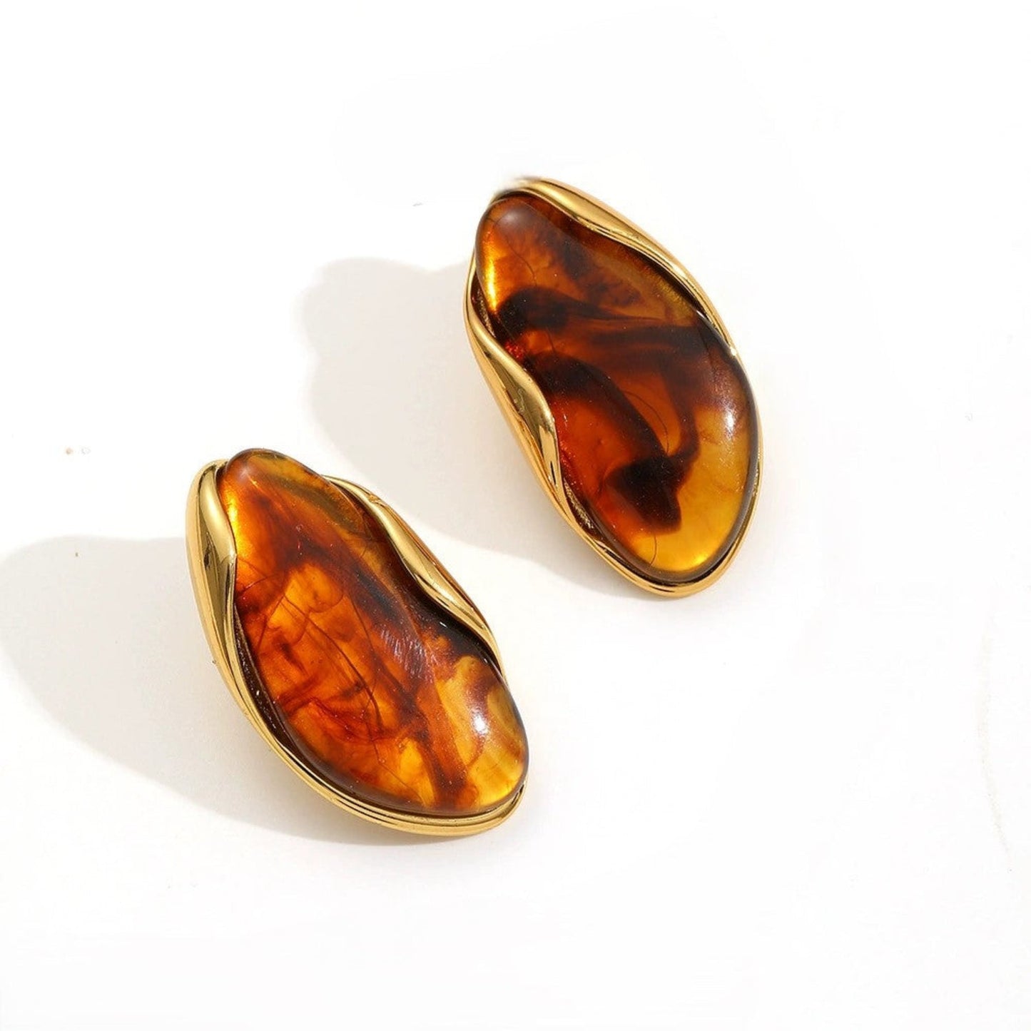 Amber Glow Sculpted Stud Earrings JLT13404