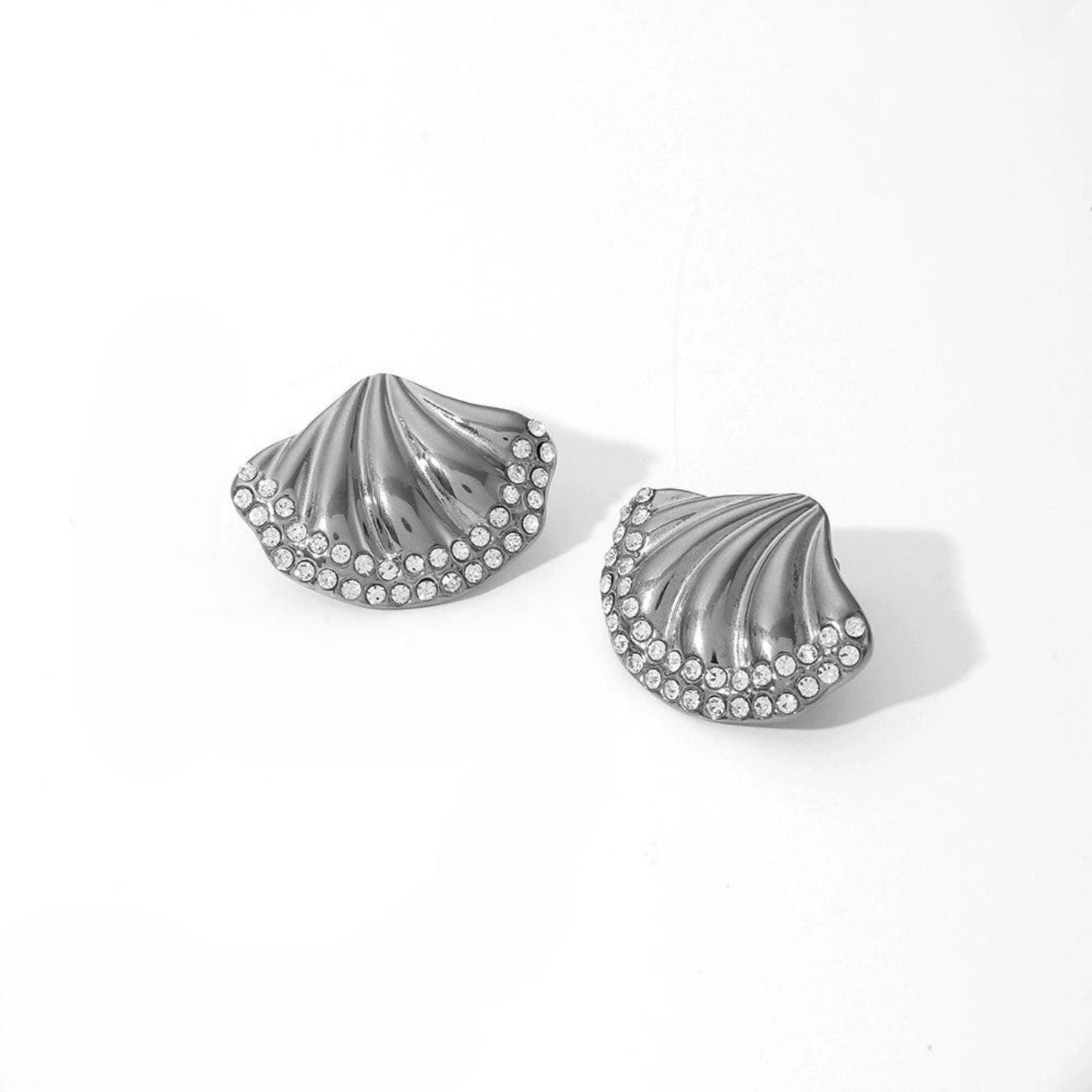 Crystal Wave Shell Stud Earrings JLT13415