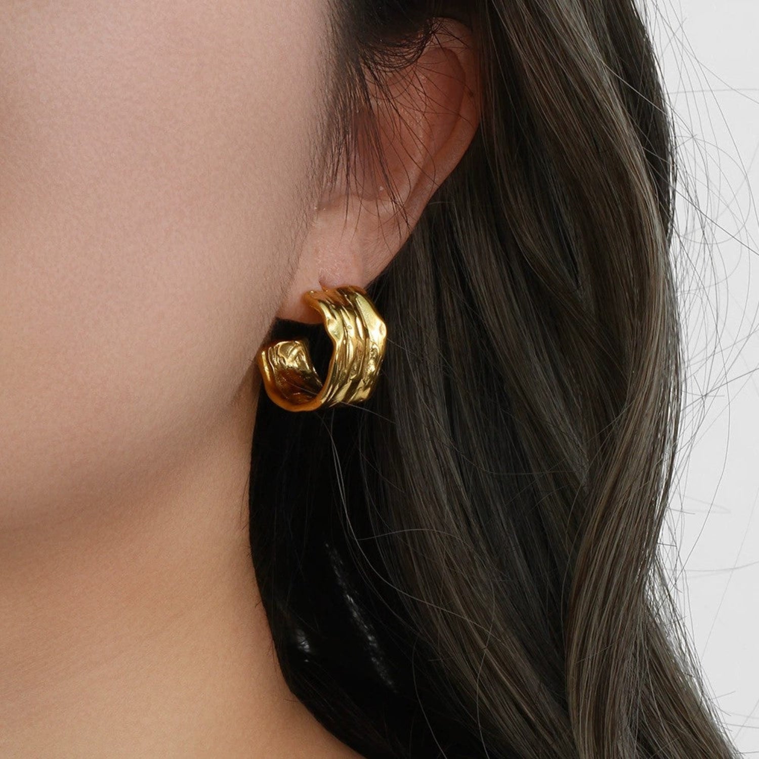 Gold Wave Hoop Earrings JLT13416