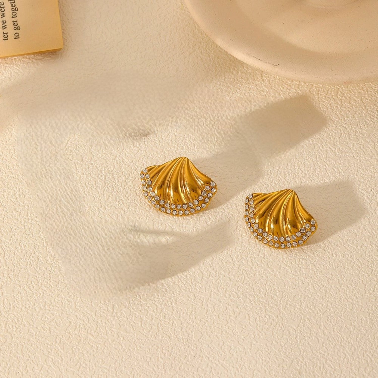 Golden Shell Crystal Stud Earrings JLT13417