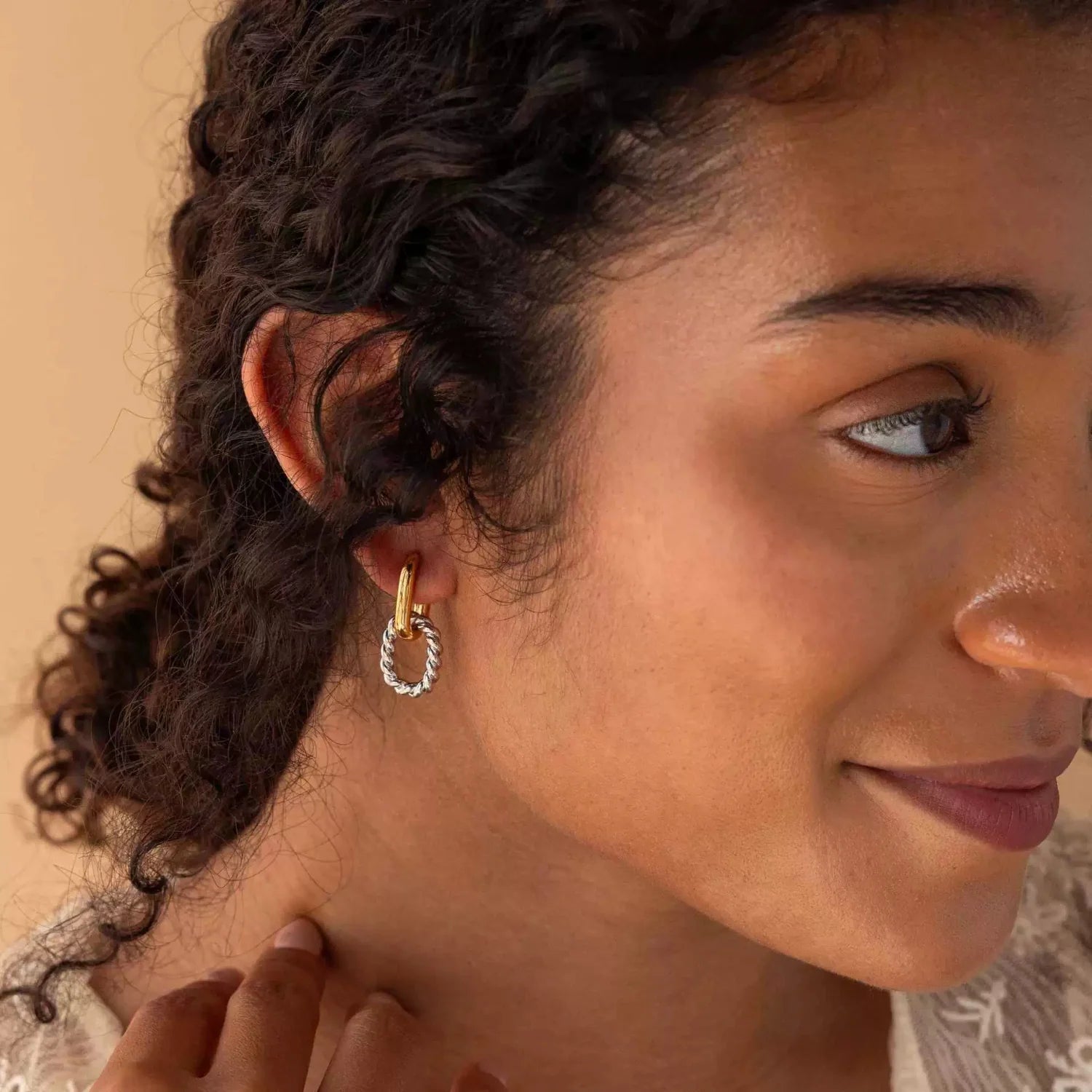 Dual Tone Interlocking Hoop Earrings jlt13488