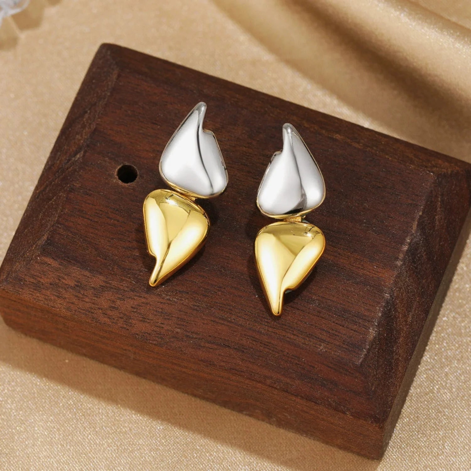 Two-Tone Modern Abstract Drops Earrings JLT13492