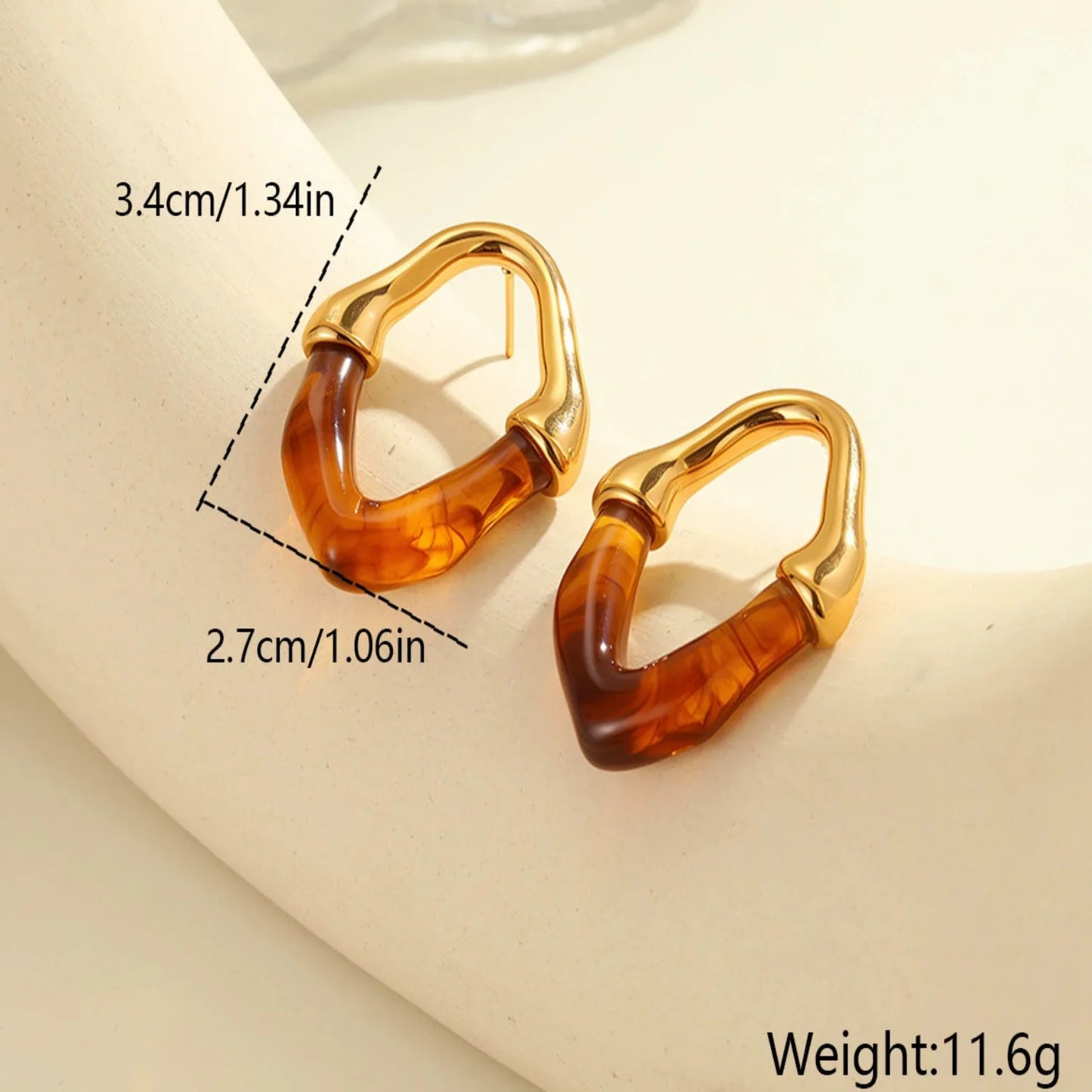 Resin Acetate U-Shape Red Studs JLT13500