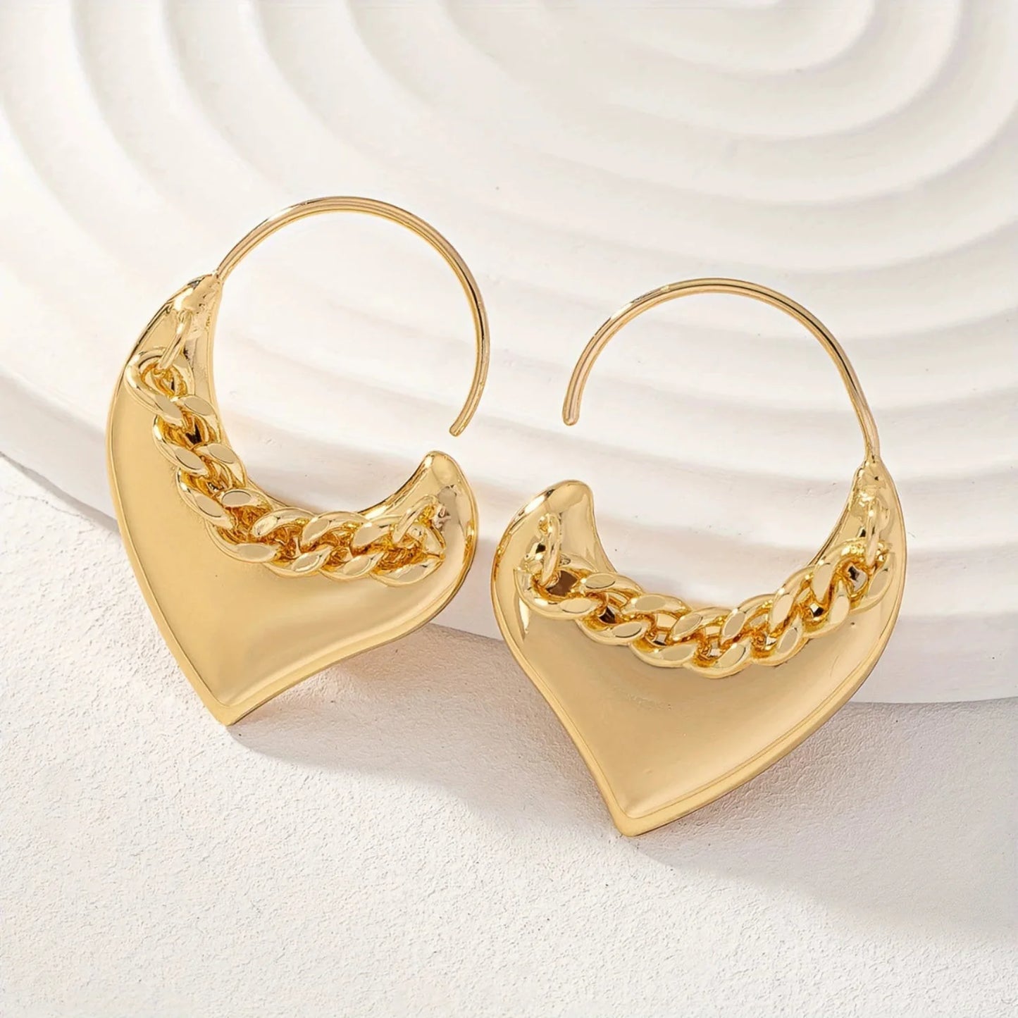 Chunky Heart Chain Drop Hoops JLT13505