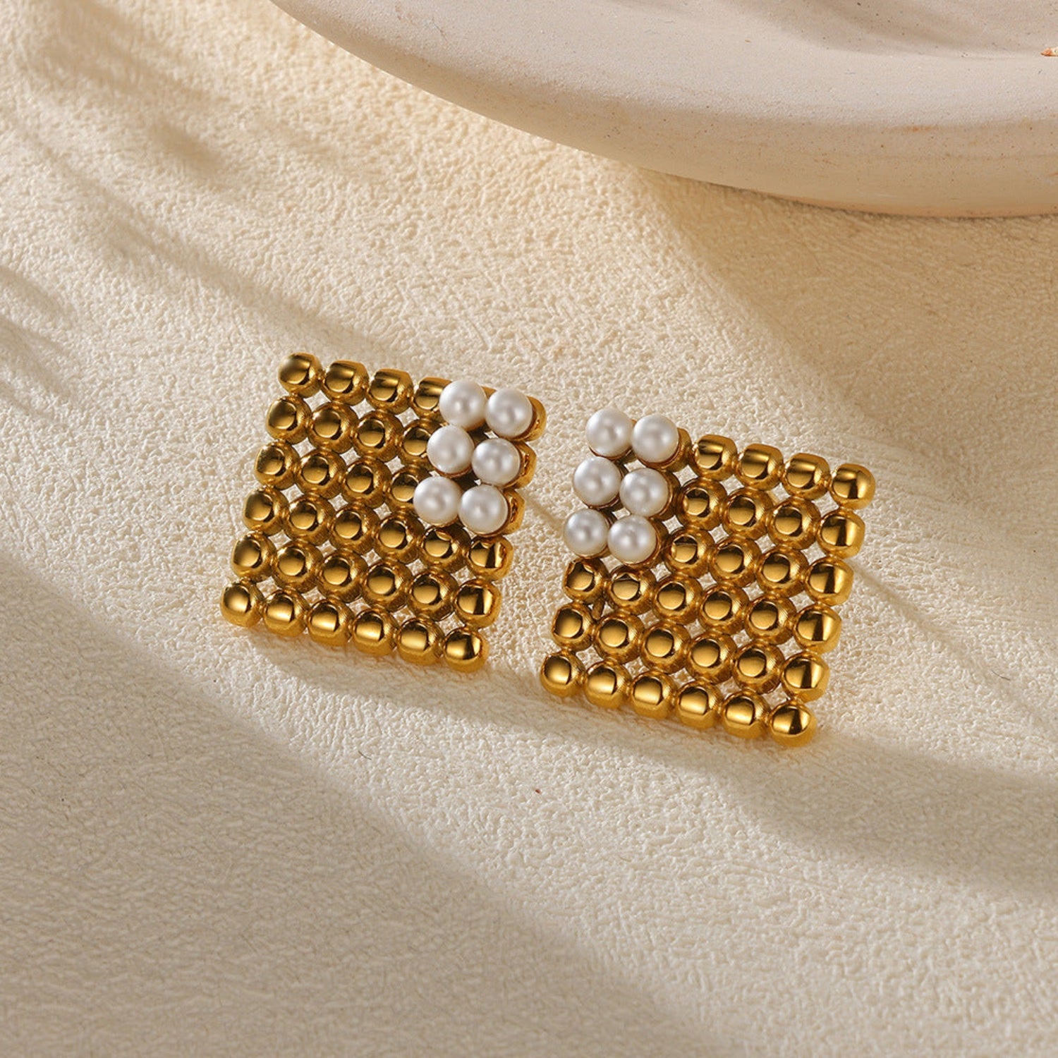 Gold Beaded Square Stud Earrings JLT13605