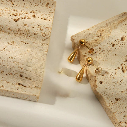 Gold Teardrop Ball Stud Earrings JLT13617