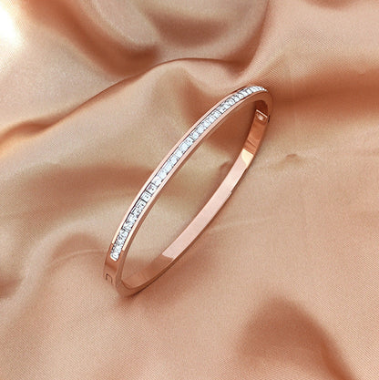 Just lil things-Crystal Inlay Sleek Gold-Tone Bangle – Minimal Elegance for Everyday Wear-Bracelets