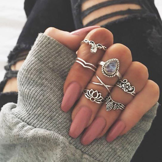 Ira Set Of 7 Midi Rings - Joker & Witch