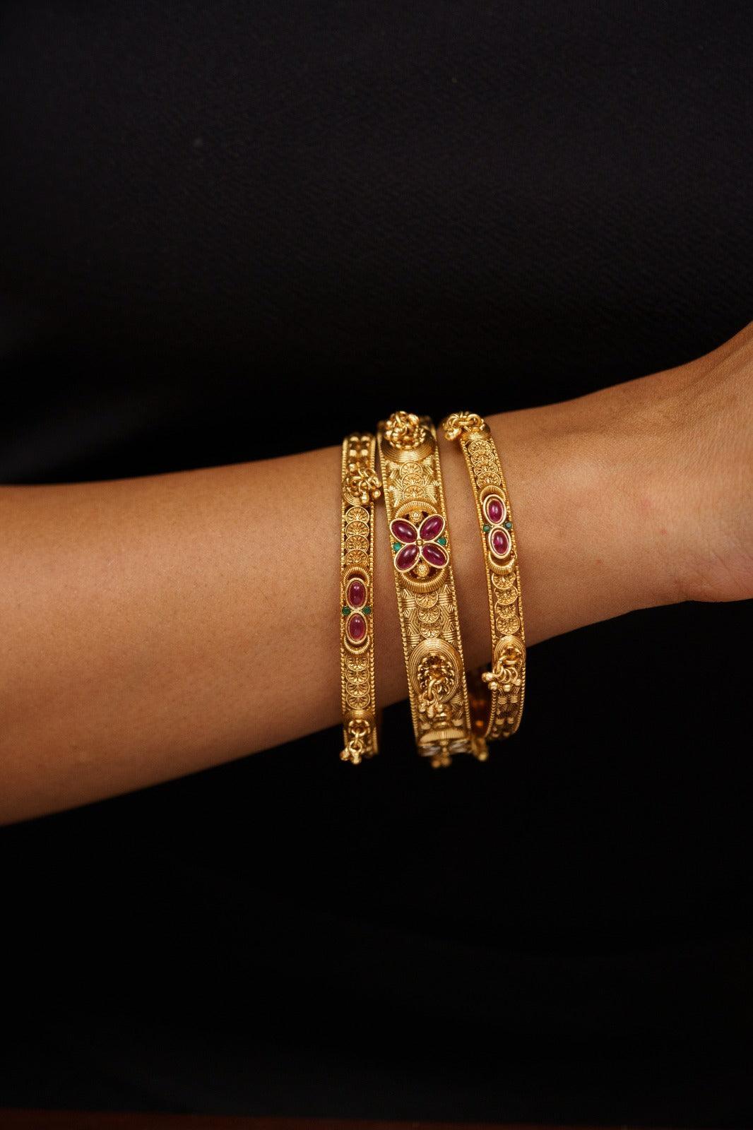Kavia Slim Gold Bangle Set | Sone Pe Suhaga Collection - Attrangi