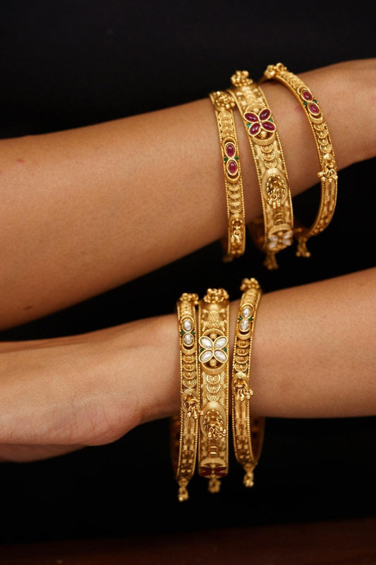 Kavia Slim Gold Bangle Set | Sone Pe Suhaga Collection - Attrangi