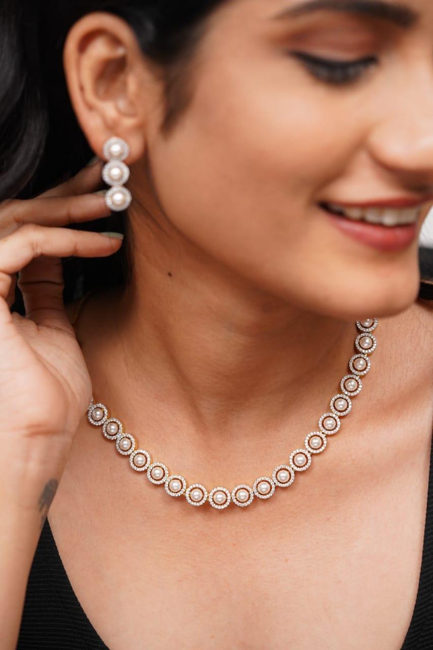 Kayla Round Pearl Diamond Necklace Set - Attrangi