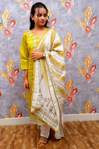 Green Rayon Kurti With Printed Dupatta For Women & Girls