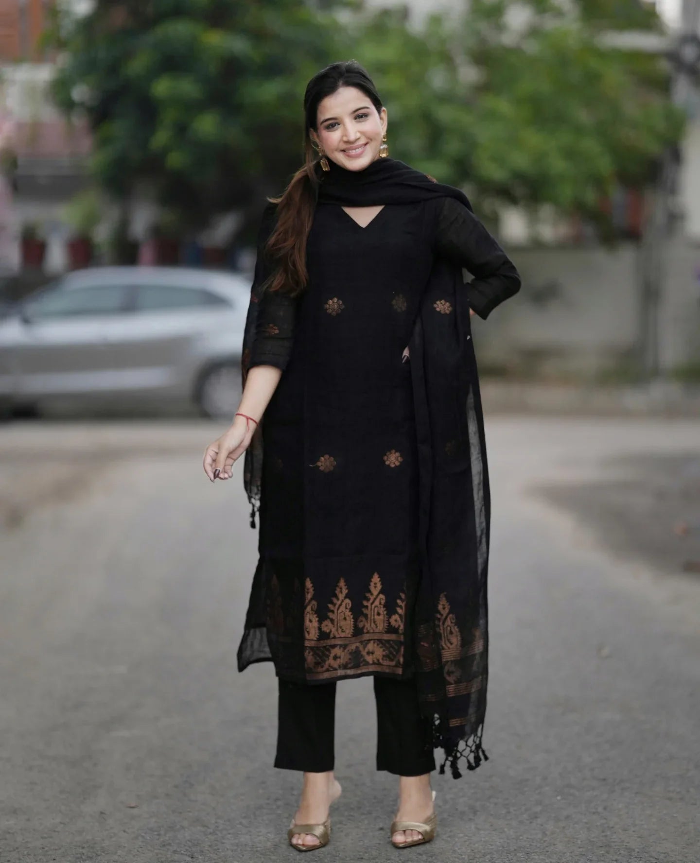 Elegant Black Ethnic Kurta Pant Dupatta Set