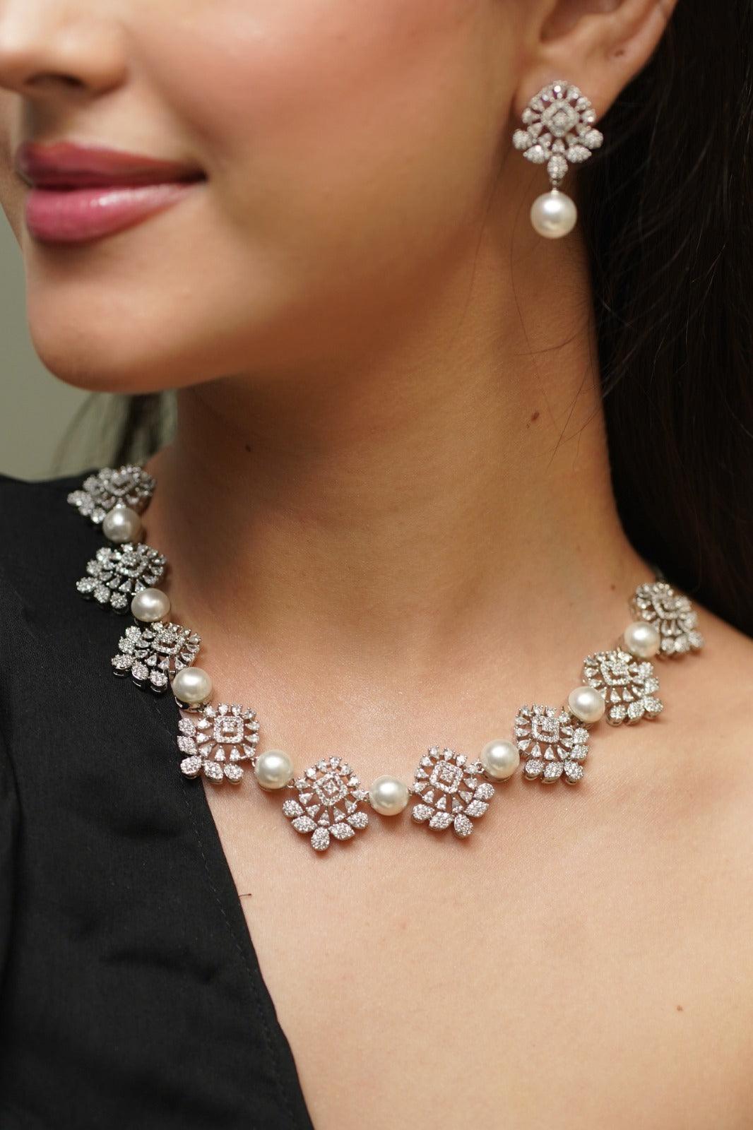 Marilyn Diamond Necklace Set with Pearls - Attrangi