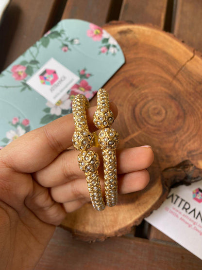 Nakshi Sona Moti Indian Thin Kada / Bangle Set - Attrangi