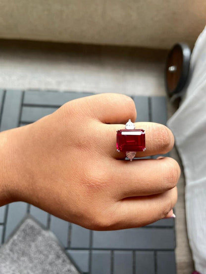 Nellora Classic Ring - Attrangi