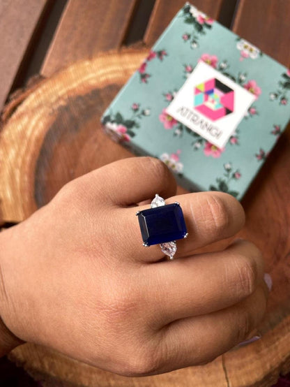 Nellora Classic Ring - Attrangi