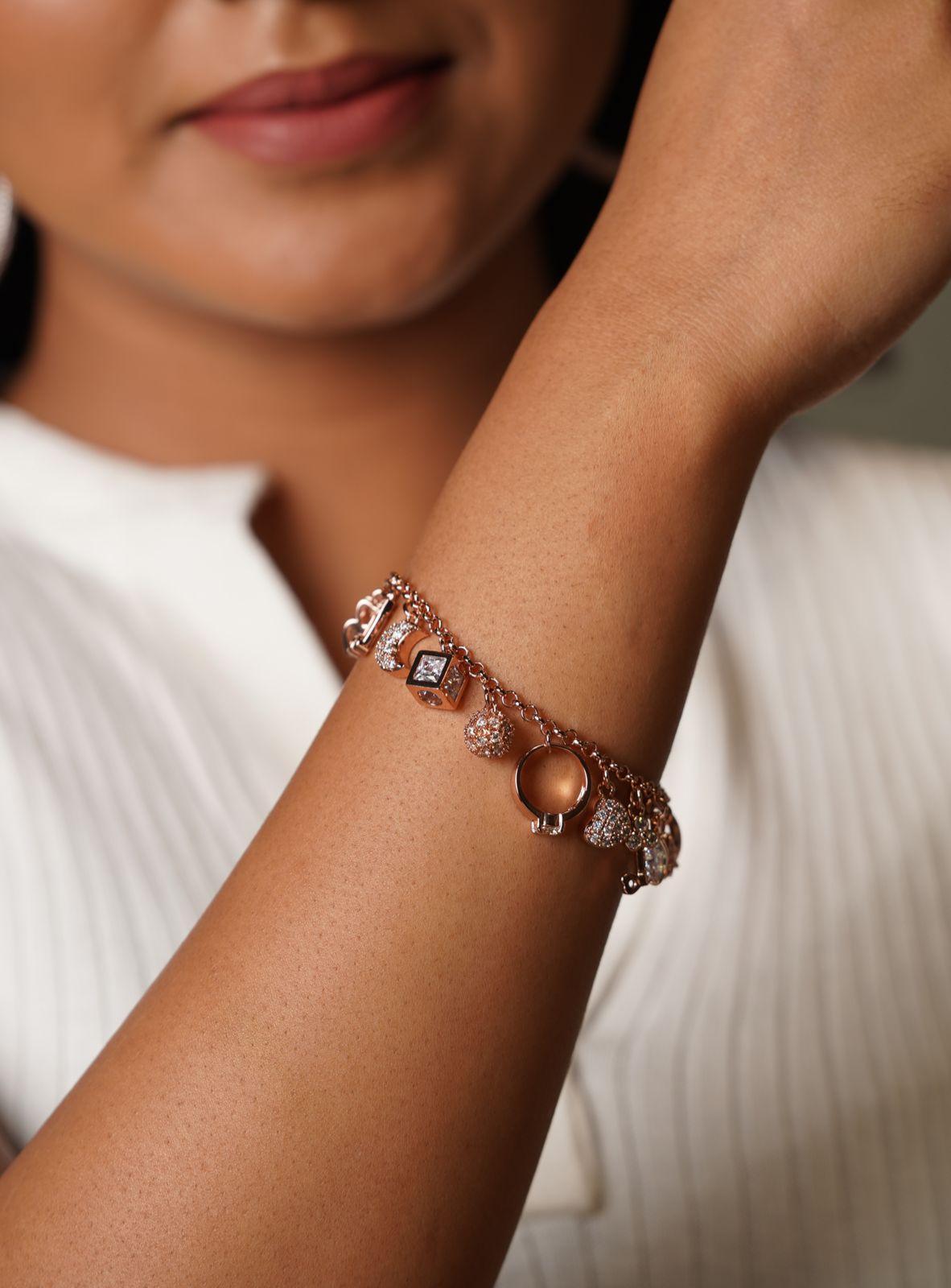 Nia Charm Bracelet - Attrangi