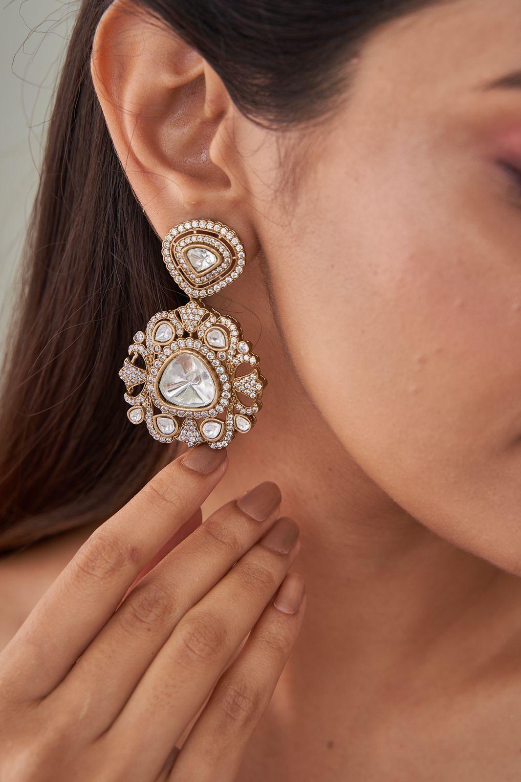 Parineeti Polki Maangtika & Earring Set - Attrangi