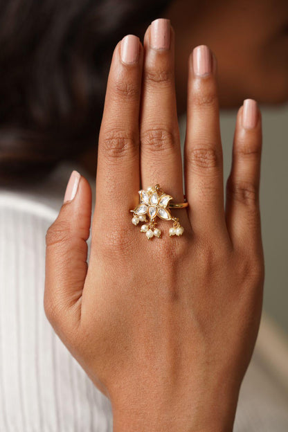 Phool Si Ek Ladki Polki Ring - Attrangi