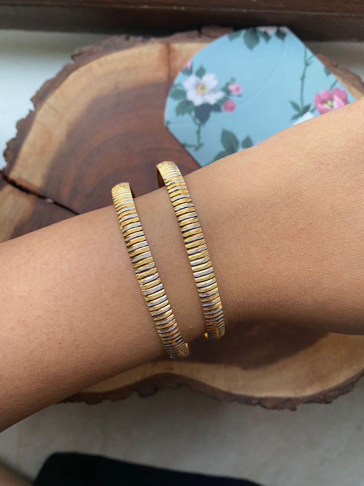 Reeta Dual Polish Silver & Gold | CNC Bangles - Attrangi